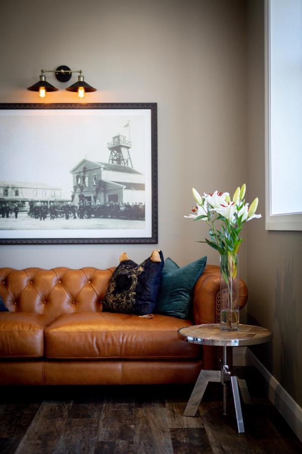Hokitika Fire Station Boutique Accommodation Exterior photo